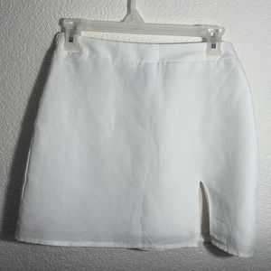 Forever 21 White skirt